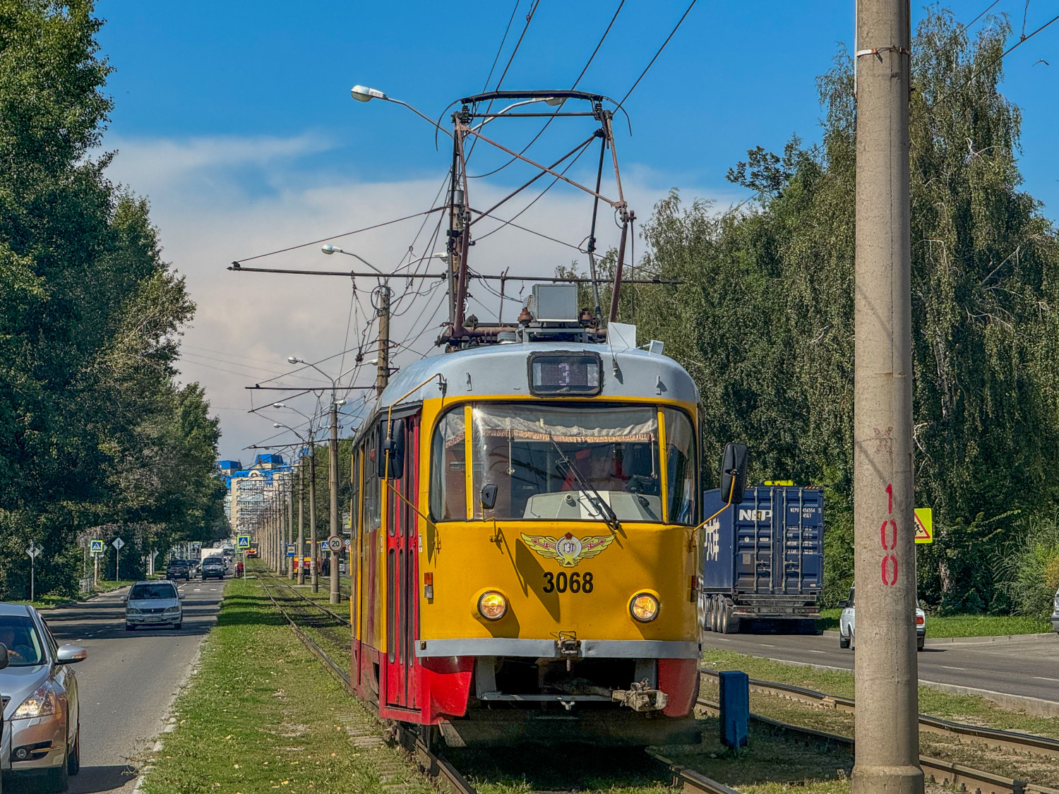 Фото